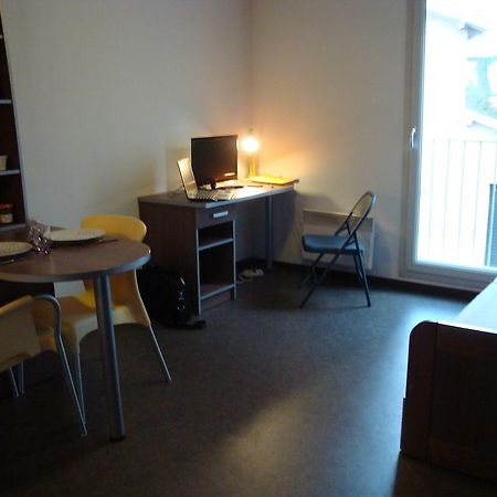 Le Patio Des Traboules Aparthotel Лион Екстериор снимка