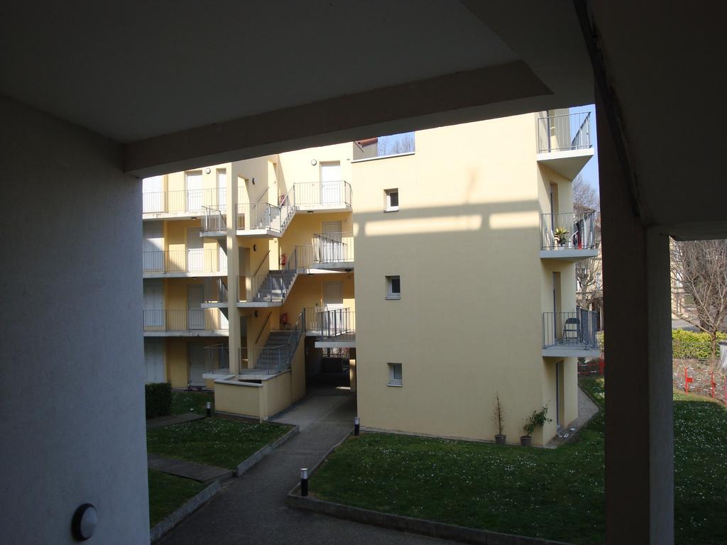 Le Patio Des Traboules Aparthotel Лион Екстериор снимка